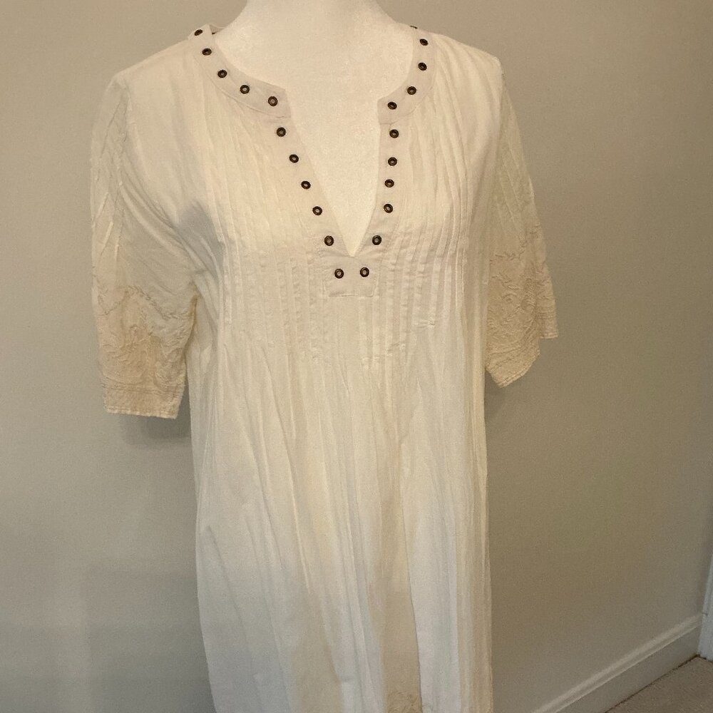 Sundance Nicolette Cream Short Sleeve Dress w/Embroidery & Grommet Detail  -  M